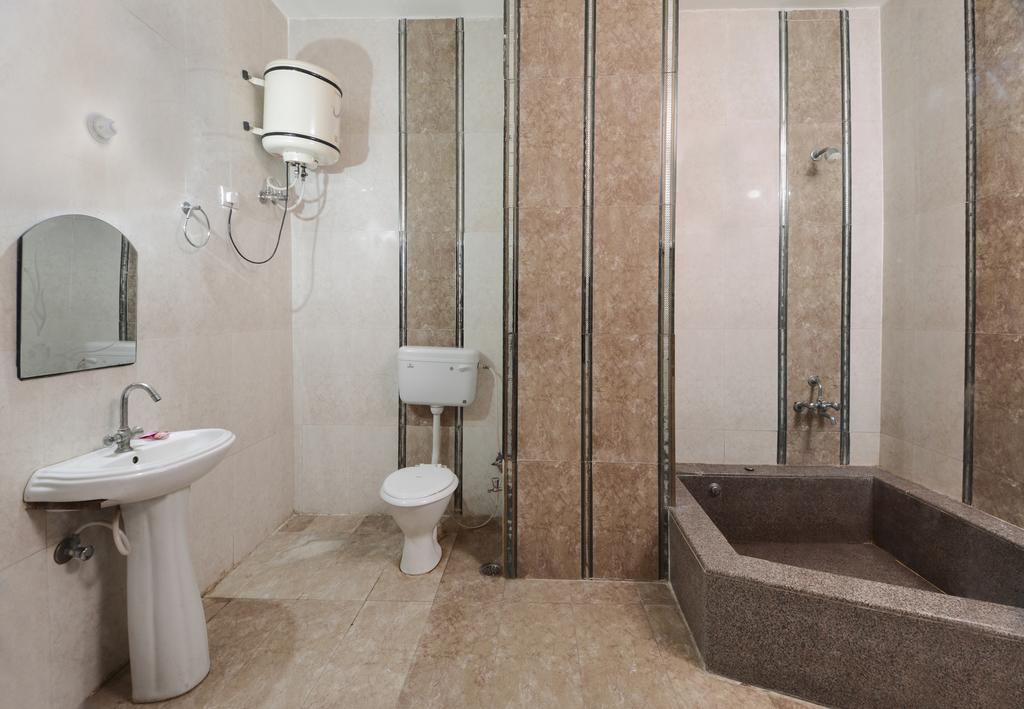 Fabhotel Prashant Palace Mysore Room photo