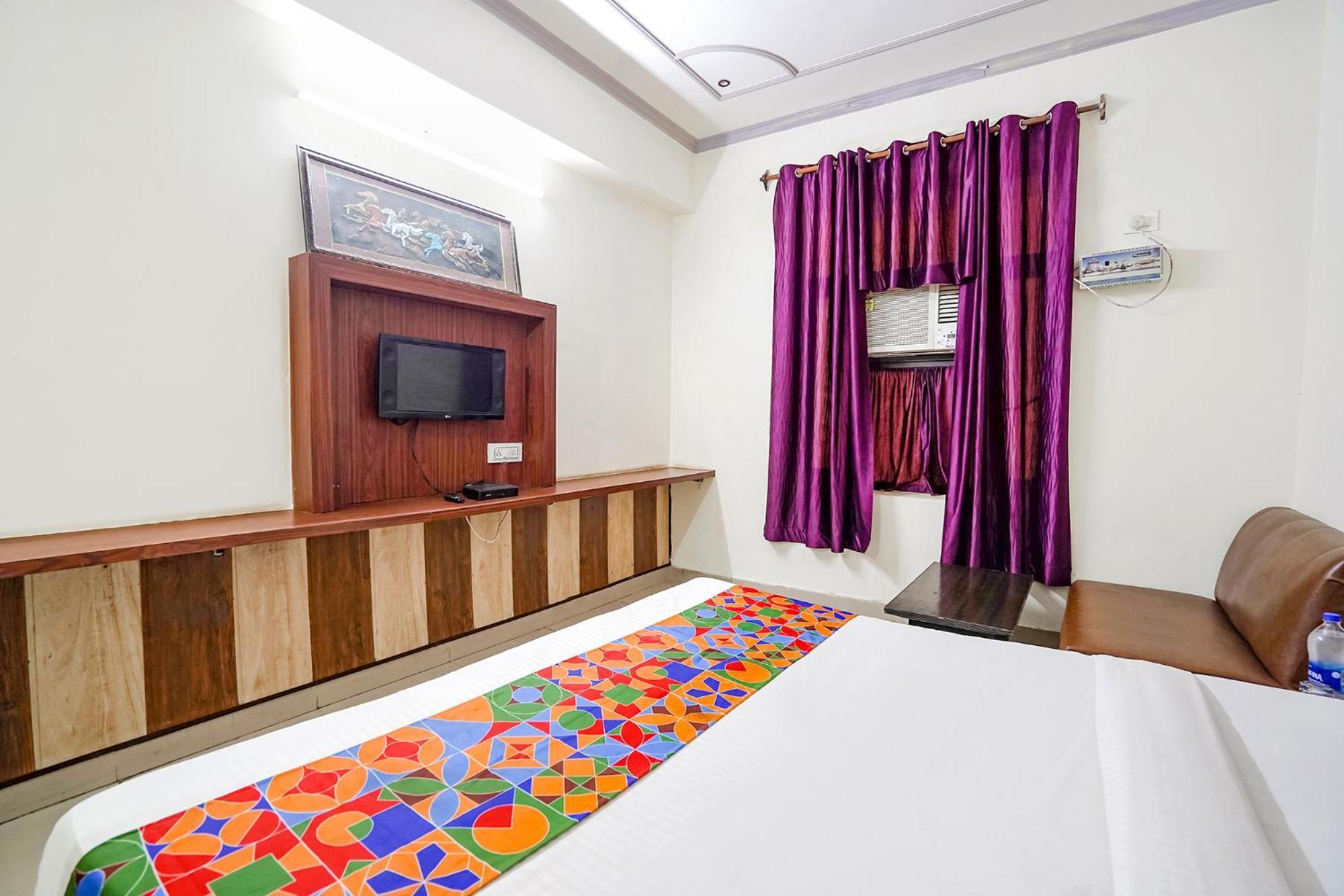 Fabhotel Prashant Palace Mysore Exterior photo
