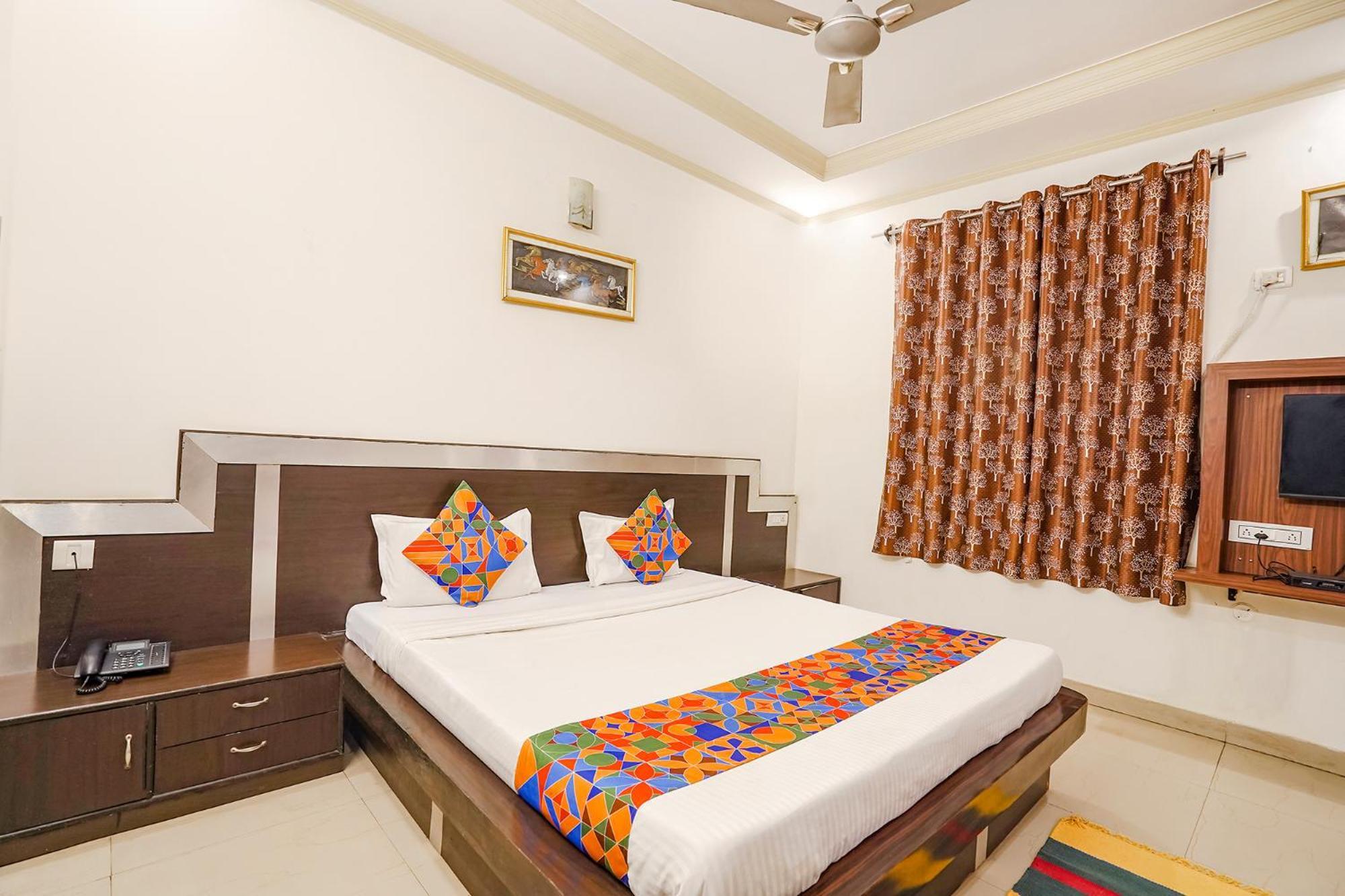 Fabhotel Prashant Palace Mysore Exterior photo