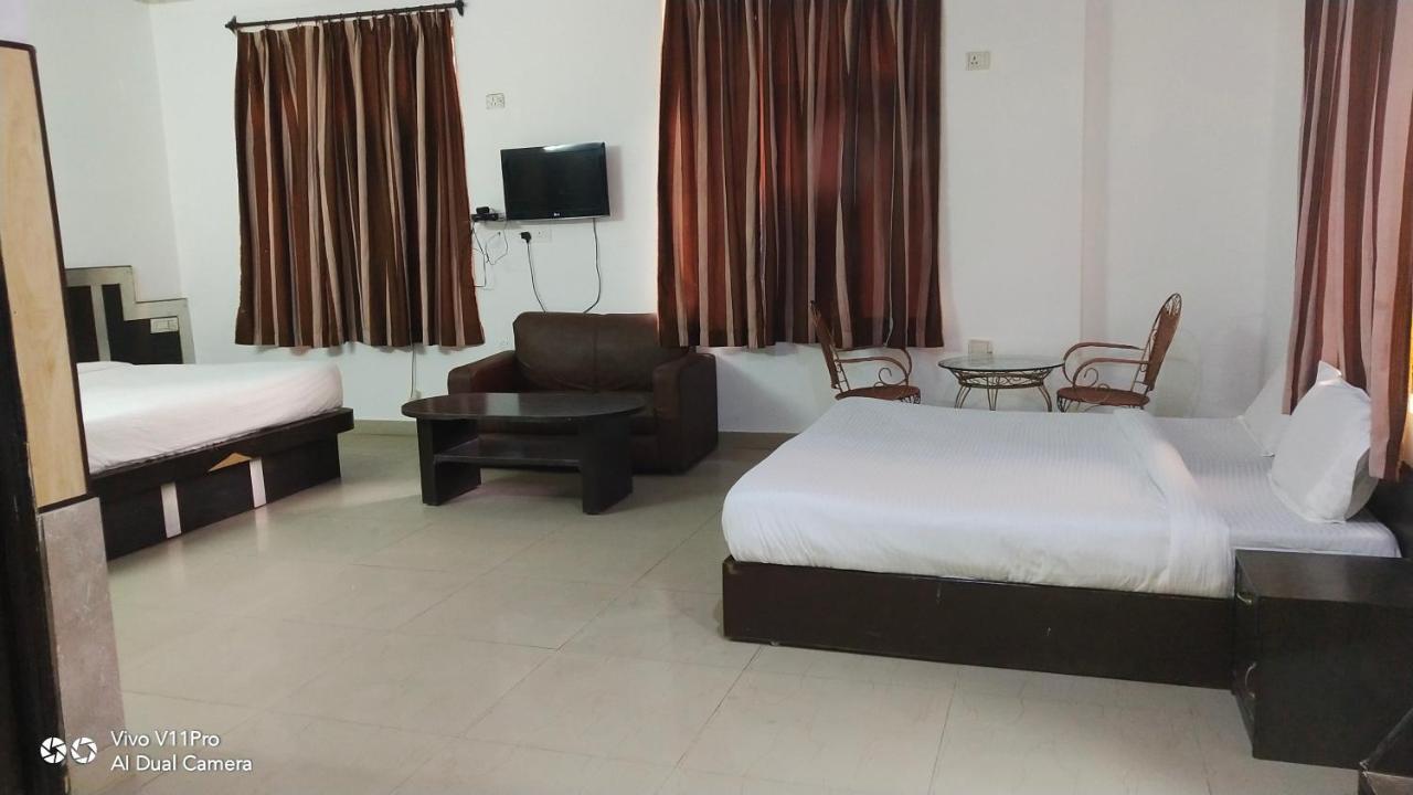 Fabhotel Prashant Palace Mysore Exterior photo