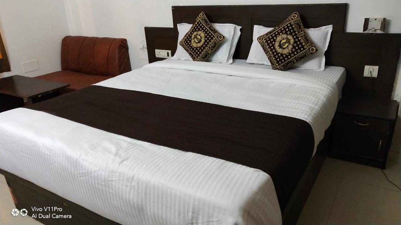Fabhotel Prashant Palace Mysore Exterior photo