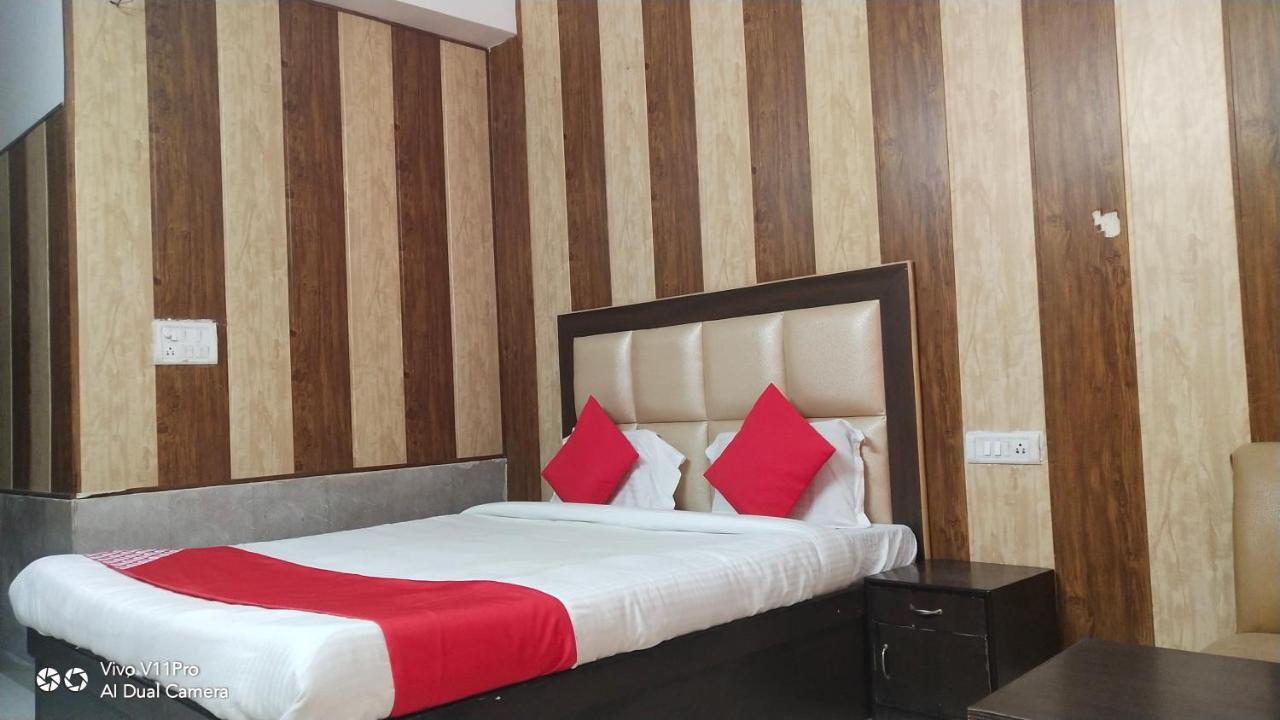 Fabhotel Prashant Palace Mysore Exterior photo