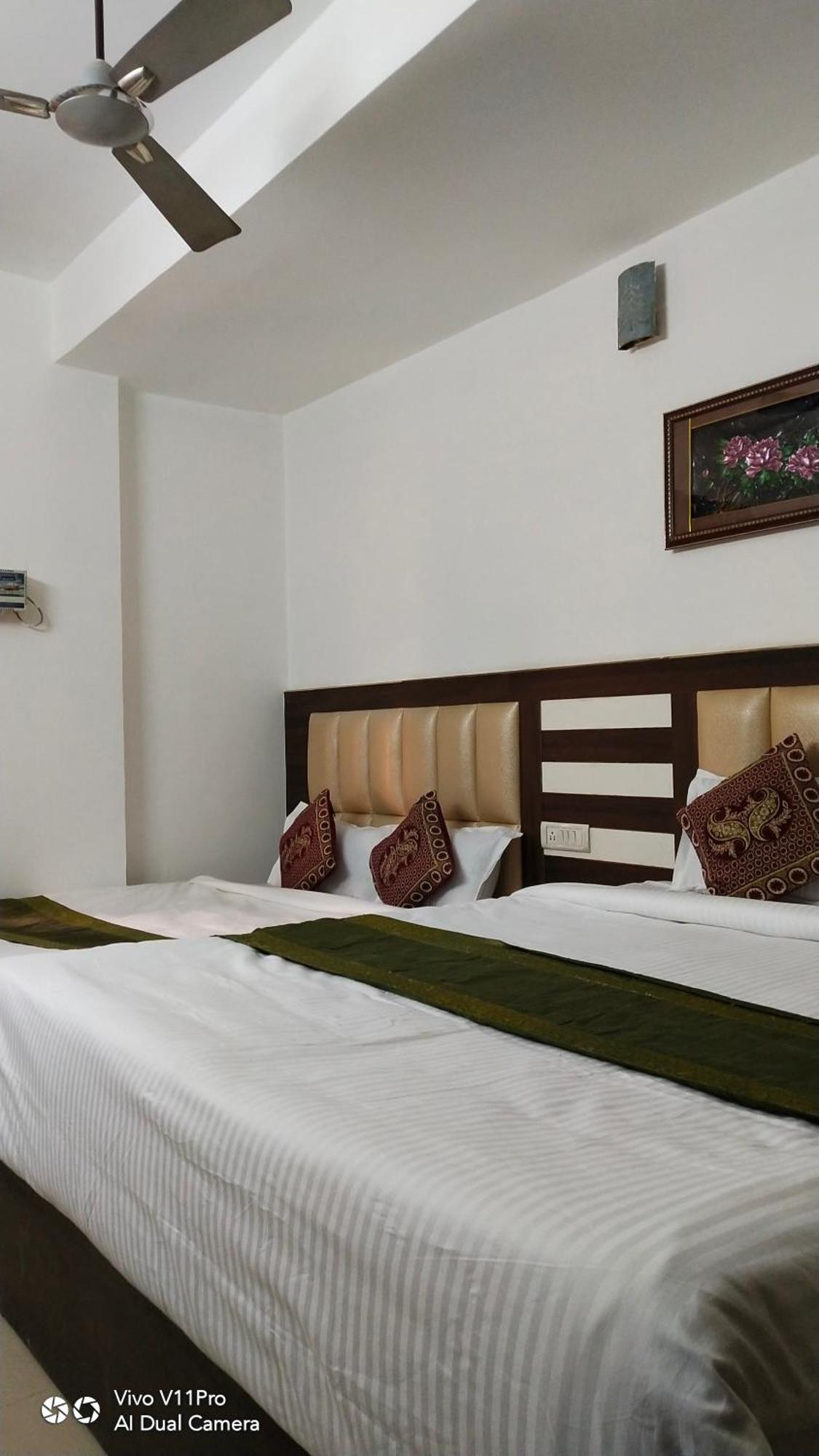Fabhotel Prashant Palace Mysore Exterior photo