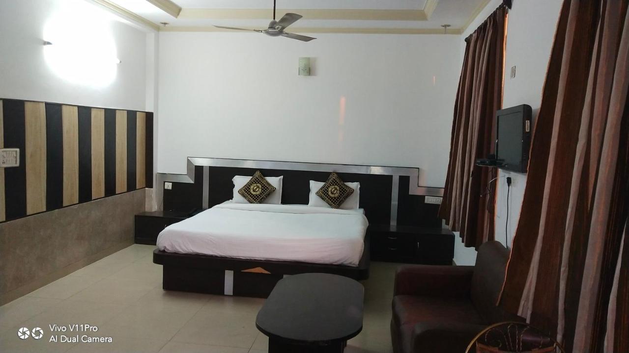 Fabhotel Prashant Palace Mysore Exterior photo